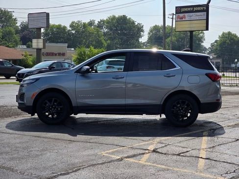 Used 2023 Chevrolet Equinox LT image 4