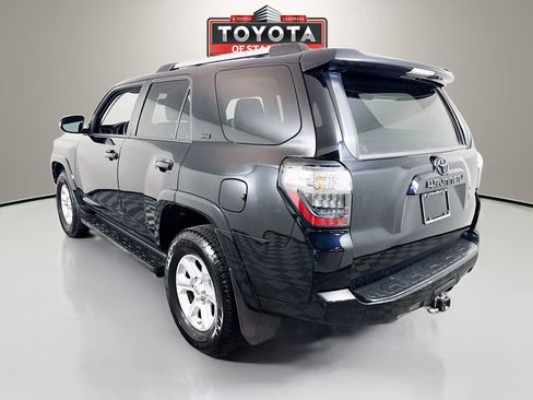 Certified 2019 Toyota 4Runner SR5 Premium image 5