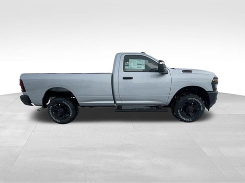 New 2026 RAM 2500 Tradesman image 19