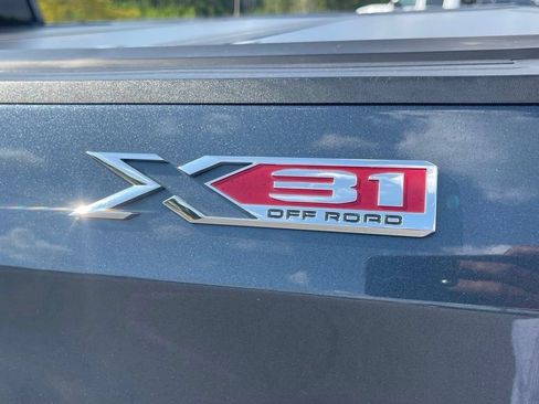 Used 2020 GMC Sierra 1500 SLT w/ SLT Premium Package AWD/4WD image 22