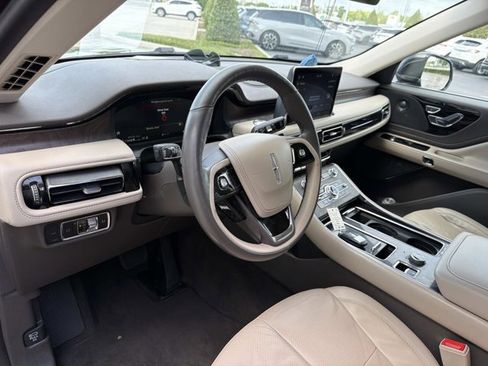 Used 2023 Lincoln Aviator Reserve w/ Elements Package Plus RWD image 12