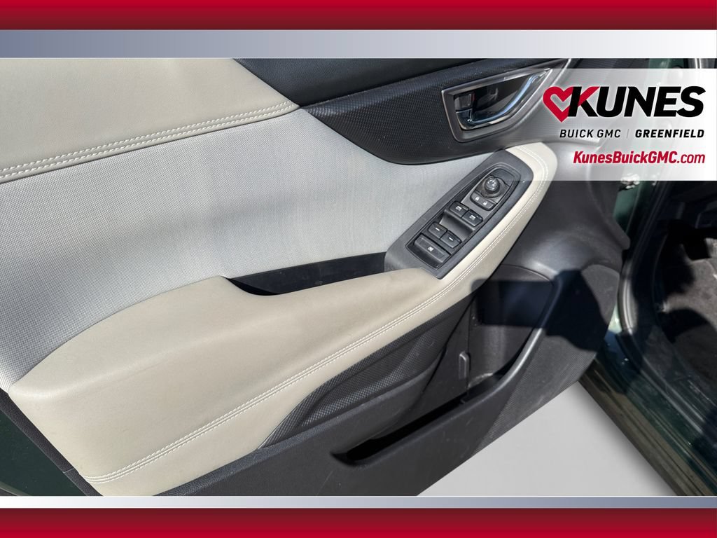 Used 2023 Subaru Forester Premium AWD/4WD image 20