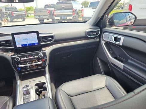 Certified 2021 Ford Explorer Limited w/ Equipment Group 301A RWD image 23