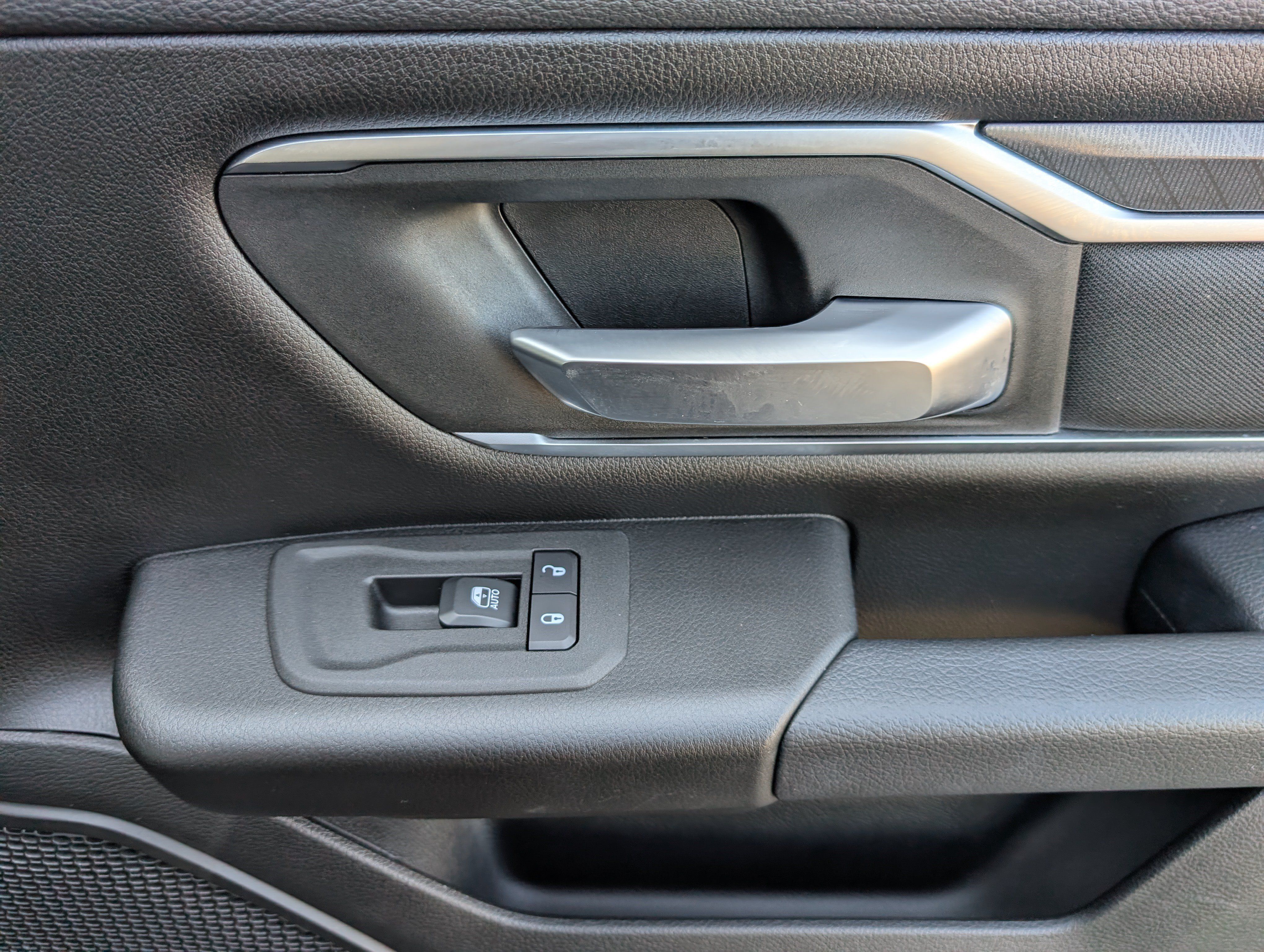 Used 2025 RAM 1500 Big Horn AWD/4WD image 21
