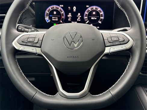 New 2026 Volkswagen Tiguan SE image 21