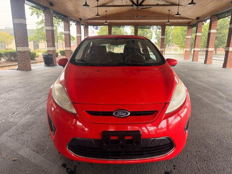 Used 2012 Ford Fiesta SE FWD image 3
