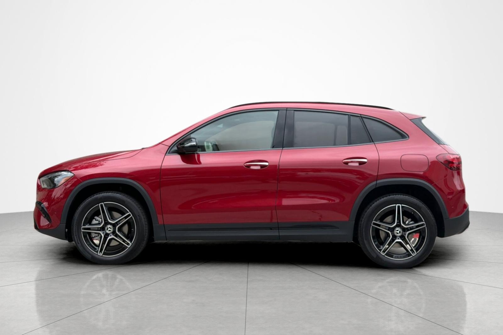 New 2026 Mercedes-Benz GLA 250 image 2