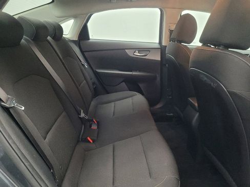 Used 2021 Kia Forte LXS image 19