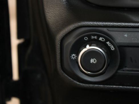 Used 2023 Jeep Wrangler Unlimited Sport AWD/4WD image 23
