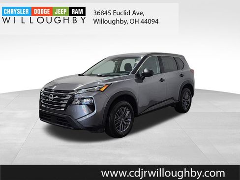 Used 2024 Nissan Rogue S FWD image 1