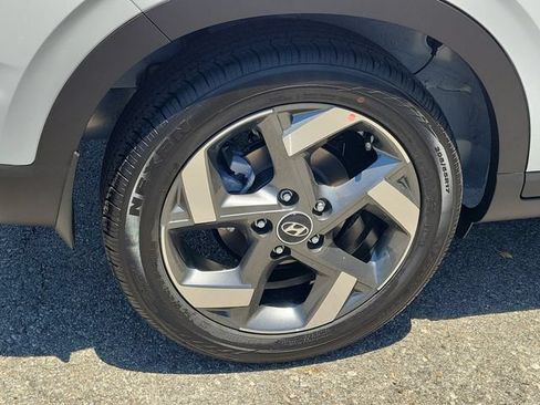 New 2026 Hyundai Venue SEL FWD image 30