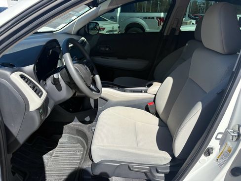 Certified 2022 Honda HR-V LX image 10