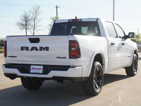 New 2026 RAM 1500 4x4 Crew Cab image 9