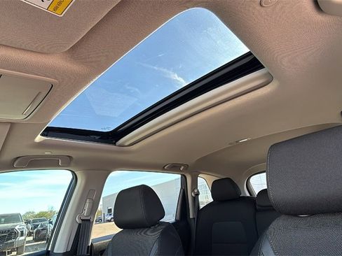 Used 2024 Honda CR-V EX image 12