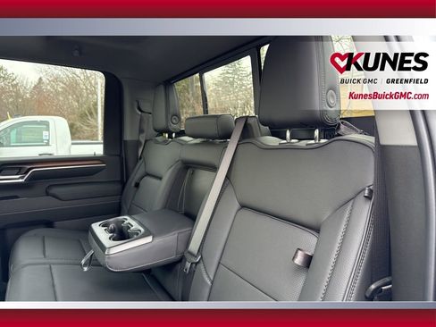 Used 2026 GMC Sierra 3500 Denali w/ Denali Reserve Package AWD/4WD image 34