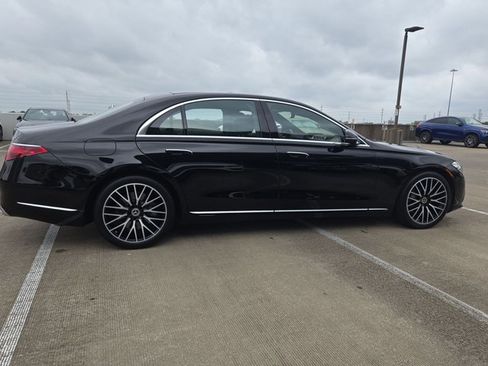 Used 2022 Mercedes-Benz S 500 4MATIC image 4