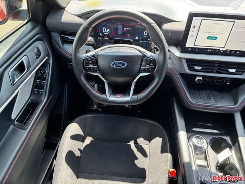 Used 2025 Ford Explorer ST w/ Sun And Sound Package AWD/4WD image 12