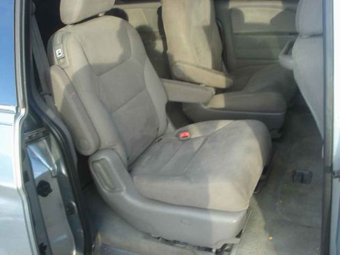 Used 2010 Honda Odyssey EX image 9