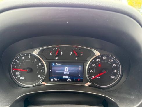 Used 2024 GMC Terrain SLE w/ Driver Convenience Package FWD image 25