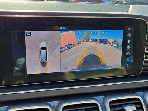 Used 2020 Mercedes-Benz GLS 450 4MATIC image 18