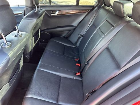 Used 2012 Mercedes-Benz C 250 Sedan w/ Comand Single Disc Pkg image 17