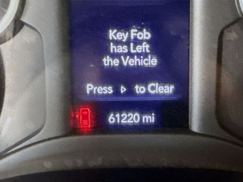 Used 2021 RAM 2500 Tradesman w/ Chrome Appearance Group image 16