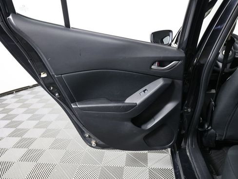 Used 2014 MAZDA MAZDA3 i Sport image 16