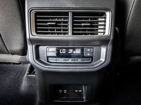 New 2026 Volkswagen Atlas SE image 49