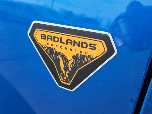 New 2025 Ford Bronco Badlands image 17