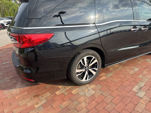 Used 2018 Honda Odyssey Elite image 15