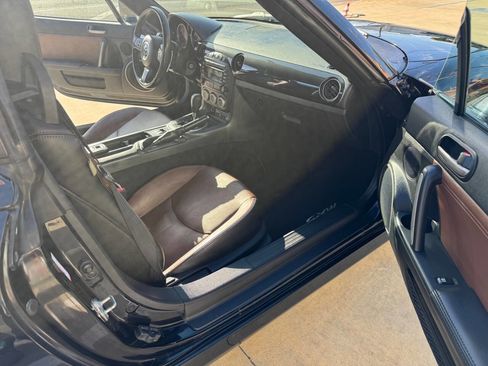 Used 2015 MAZDA MX-5 Miata Grand Touring RWD image 11