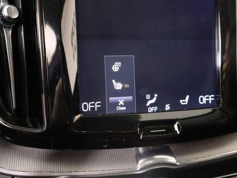 Used 2018 Volvo XC60 T5 Inscription w/ Convenience Package AWD/4WD image 7