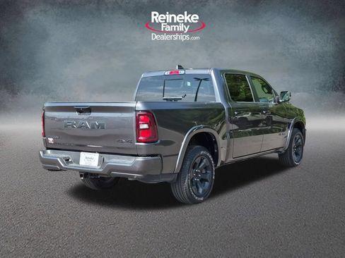 Used 2025 RAM 1500 Big Horn AWD/4WD image 5