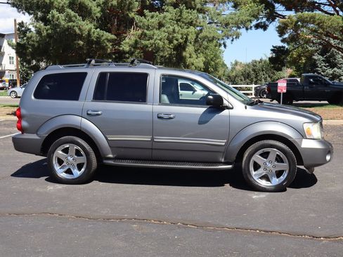 Used 2008 Dodge Durango Limited w/ Technology Group III AWD/4WD image 3