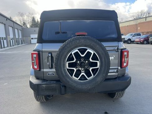 Used 2023 Ford Bronco Outer Banks image 6