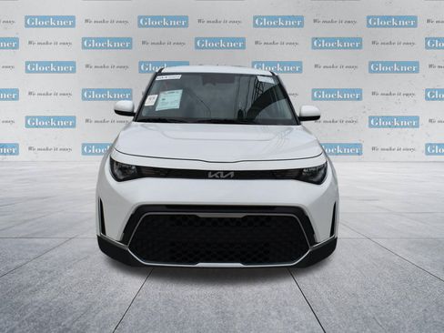 Used 2025 Kia Soul LX w/ LX Technology Package FWD image 11