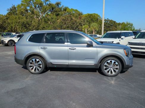 Used 2020 Kia Telluride S image 4