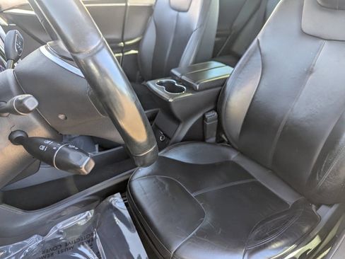 Used 2013 Tesla Model S image 25