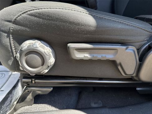 Used 2021 Jeep Gladiator Sport AWD/4WD image 12