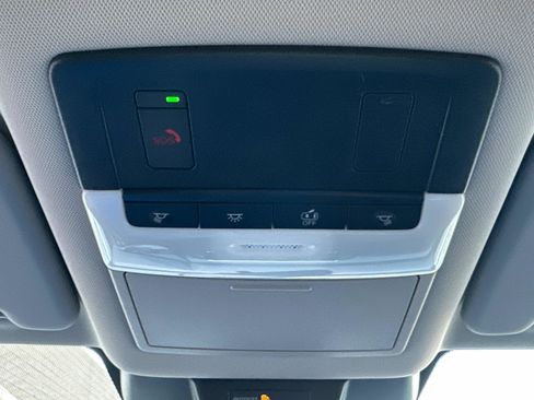 New 2026 Nissan Rogue SV w/ Cold Weather Package AWD/4WD image 32