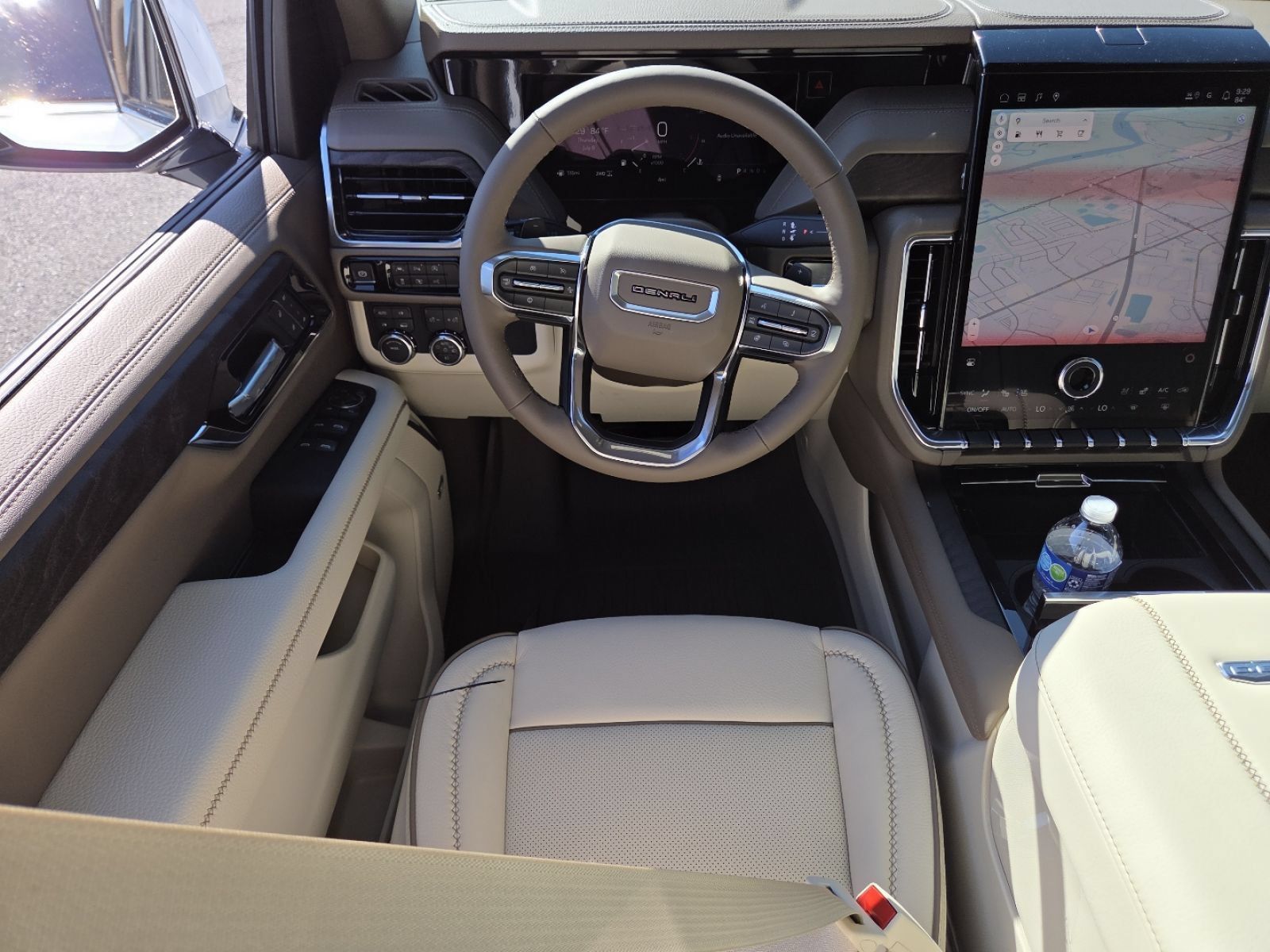 New 2026 GMC Yukon XL Denali w/ LPO, Floor Liner Package AWD/4WD image 29