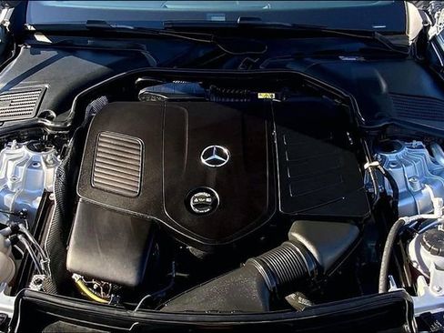 Used 2025 Mercedes-Benz C 300 4MATIC Sedan image 26