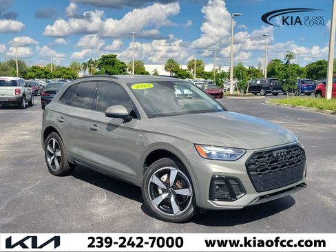 Used 2023 Audi Q5 2.0T Premium Plus w/ Premium Plus Package AWD/4WD image 1