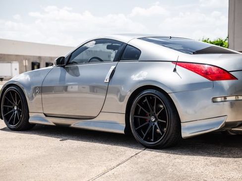 Used 2006 Nissan 350Z Coupe RWD image 35
