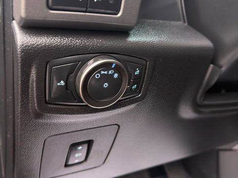 Used 2018 Ford F150 Raptor w/ Equipment Group 802A Luxury image 47