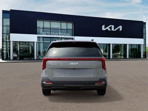 New 2026 Kia Carnival SX Prestige image 5