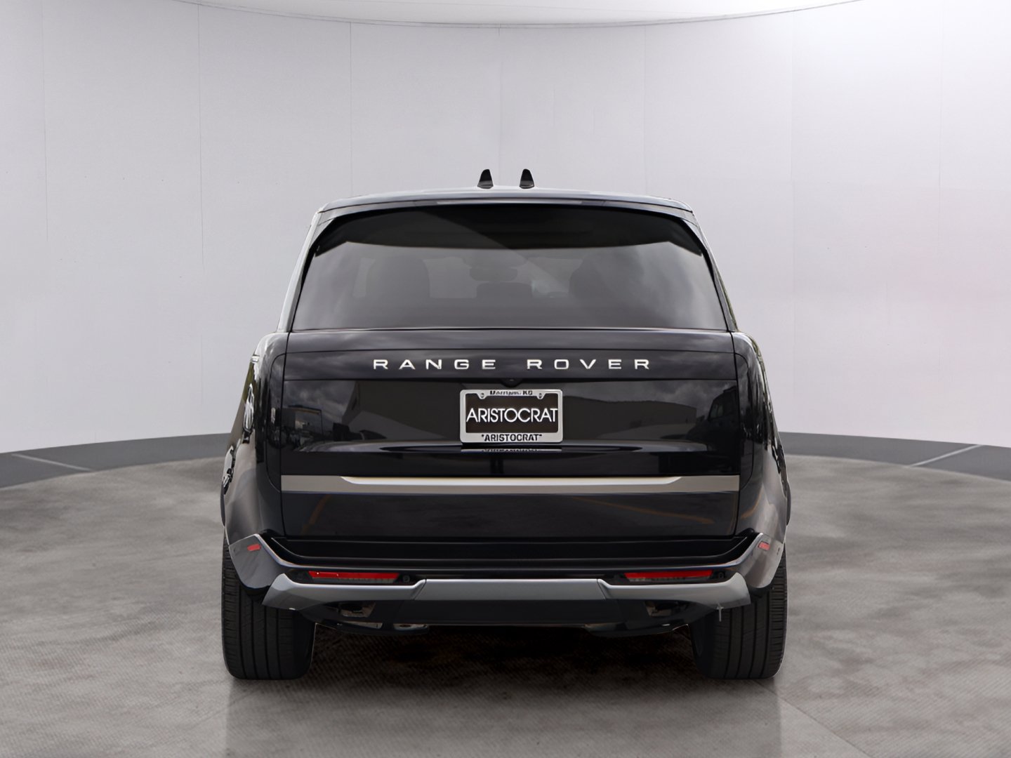 Used 2026 Land Rover Range Rover SE AWD/4WD image 6