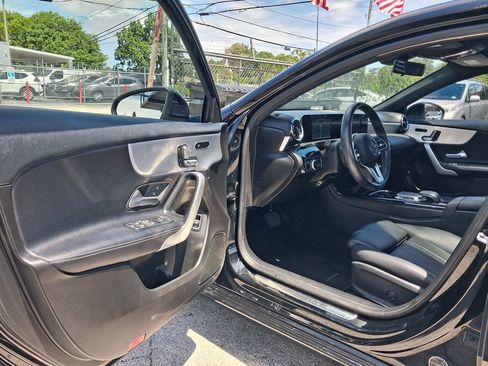 Used 2019 Mercedes-Benz A 220 4MATIC image 13