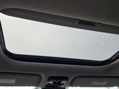 Used 2025 Hyundai Santa Fe Limited image 17