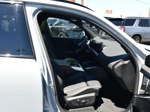 Used 2025 BMW X3 xDrive30i AWD/4WD image 21